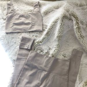 Set Active Sculptglex Box Cut Top and Leggings in Sugar